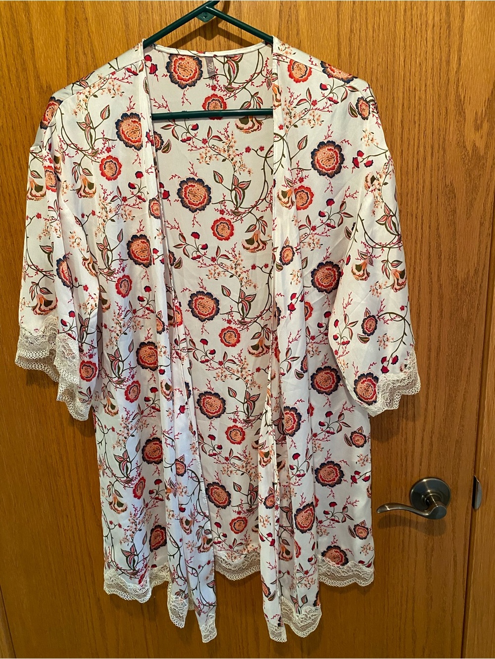 Chelsea 28 Women’s Robe